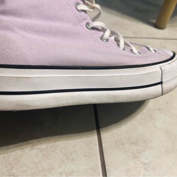 Converse Light Purple High-Tops with White Soles - Picture 4 of 8